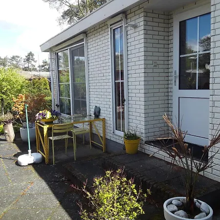 Vakantiehuisje * פוטן